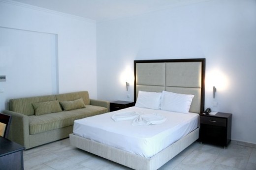 Grcka hoteli letovanje, Halkidiki, Hanioti,Naias,soba